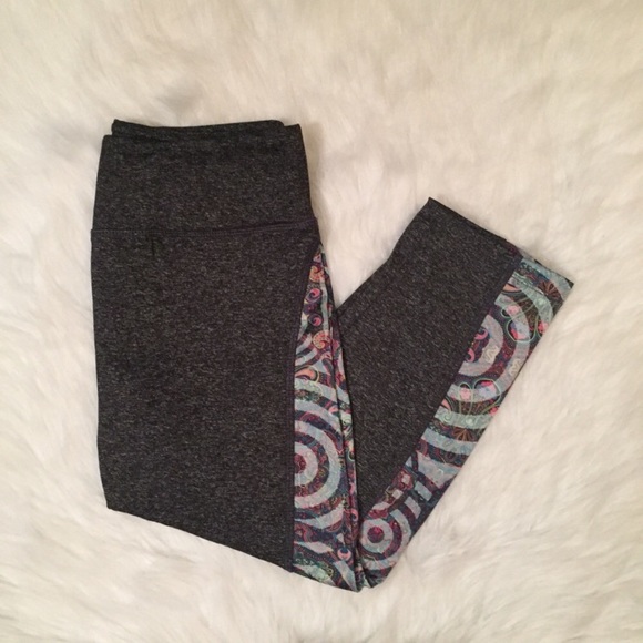 LuLaRoe Pants - 5/25$. Must bundle 5. LuLaRoe Jade leggings